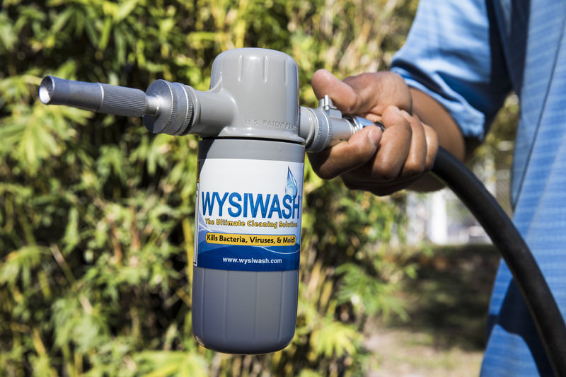 Wysiwash SanitizerV Sanitize & Deodorize Dog Kennels